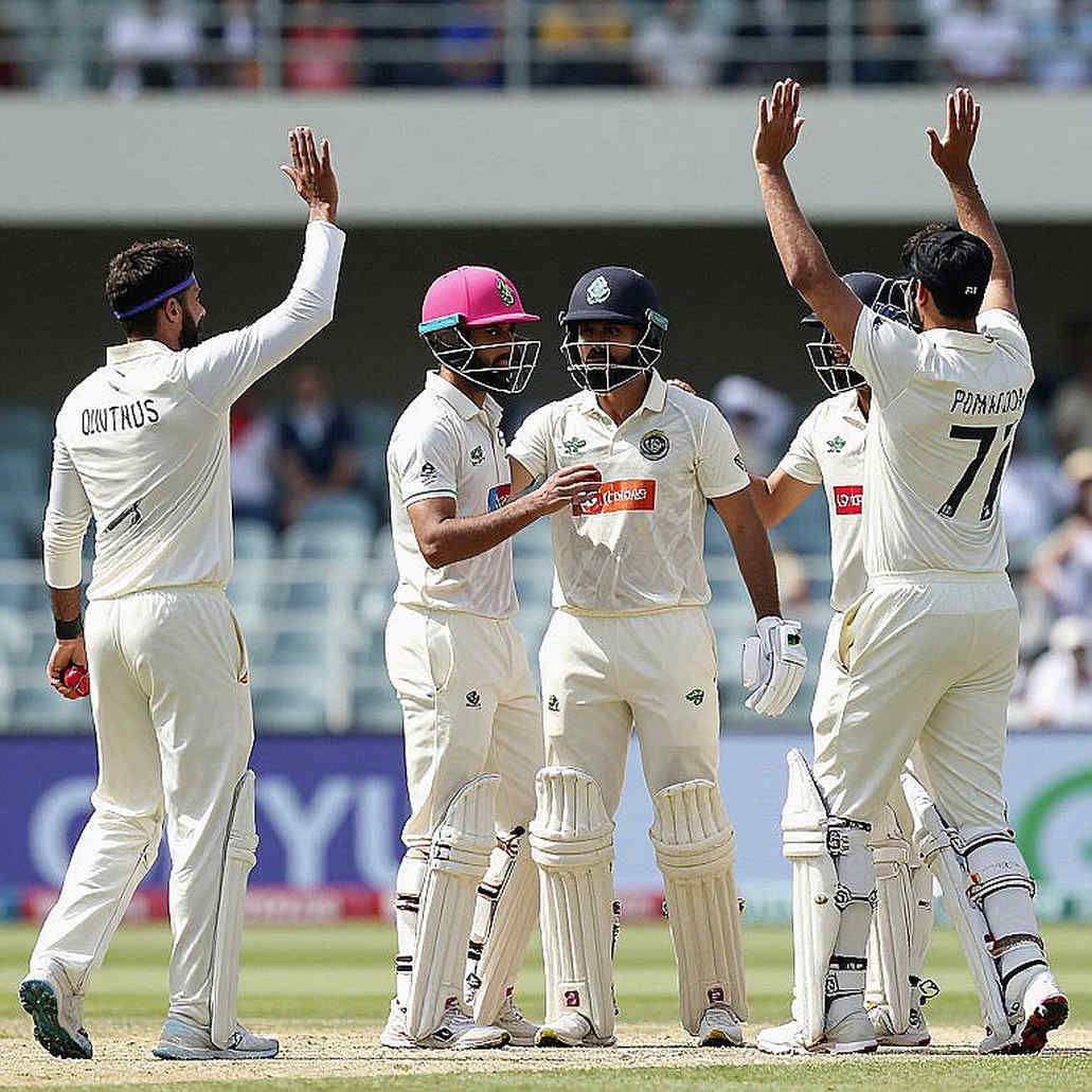 সন্ধ্যার প্রথম ছয় ওভার: কলম্বোর ৫০ রান যেভাবে এশিয়ার স্পিন-মিথ ভেঙে দিল