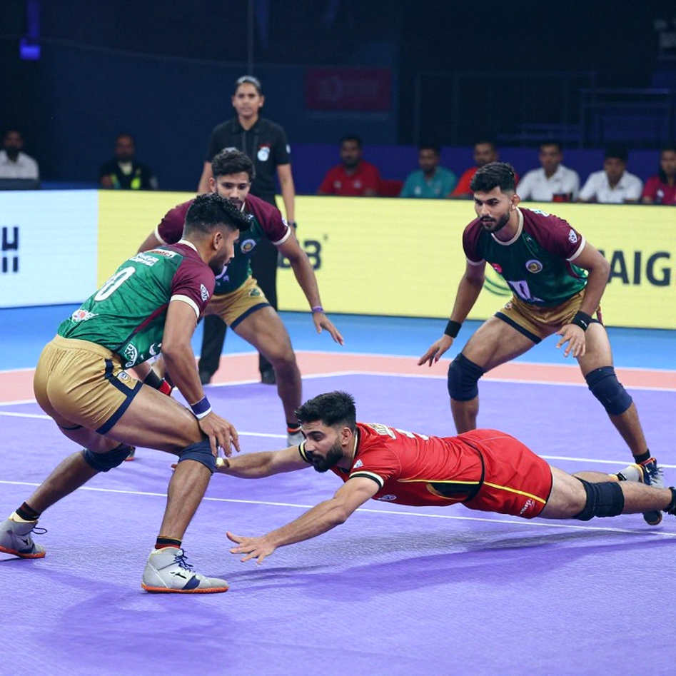 কাবাডির বাজার ভুল সংখ্যা কিনছে: রেইড পয়েন্টের ভিড় আর দক্ষতার শতাংশের ফারাক