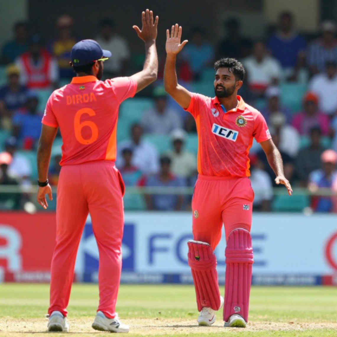 ১০১ বলে ১৩০ — ইসলামাবাদের প্রথম দিনে ফারুকের ঝড়, কিন্তু খাতায় তিনটি ঘর এখনো খালি